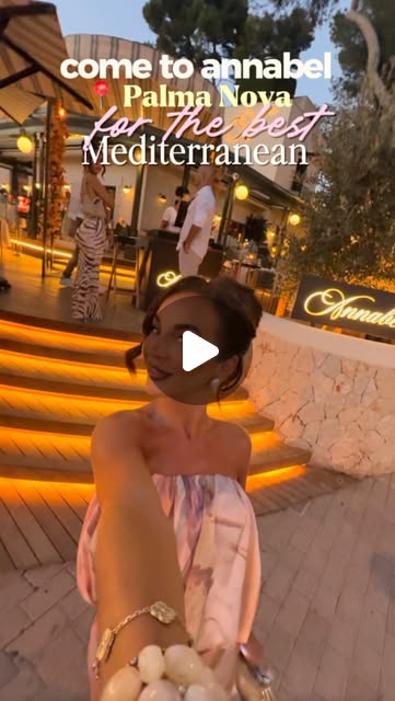 Holly burns — Annabel Mallorca