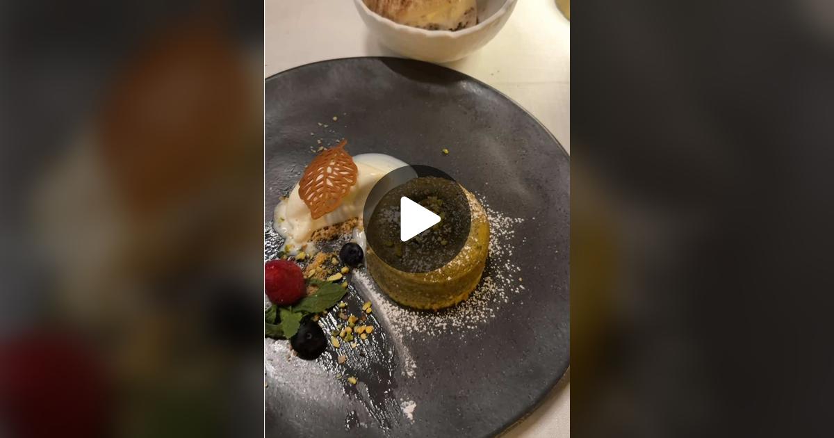 @khlowills — Annabel Mallorca
